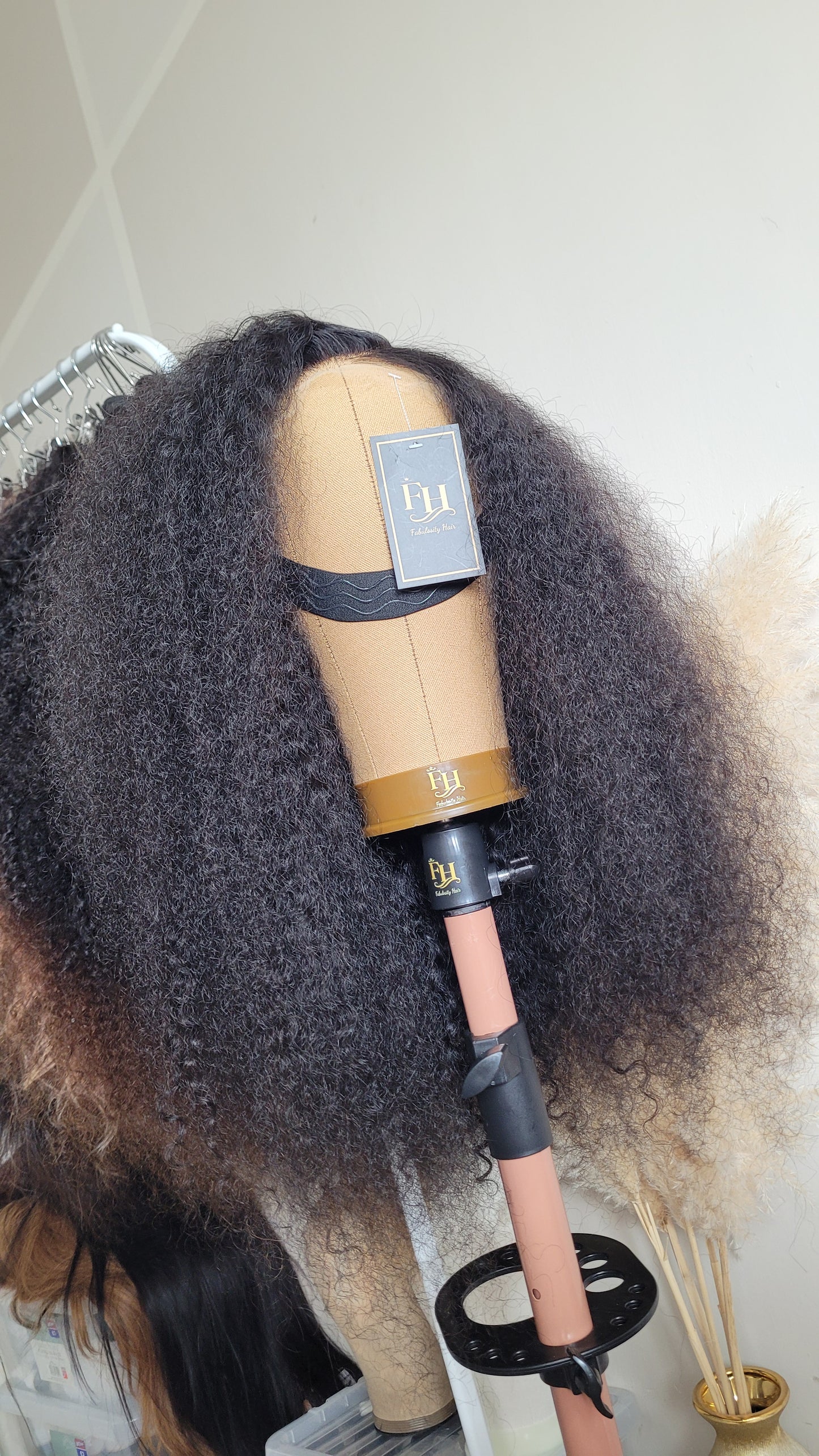 Chantel burmese curly wig