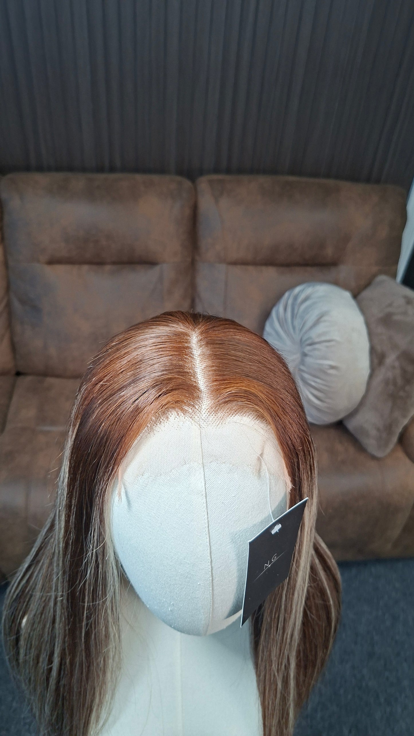 Sleek Aura Straight