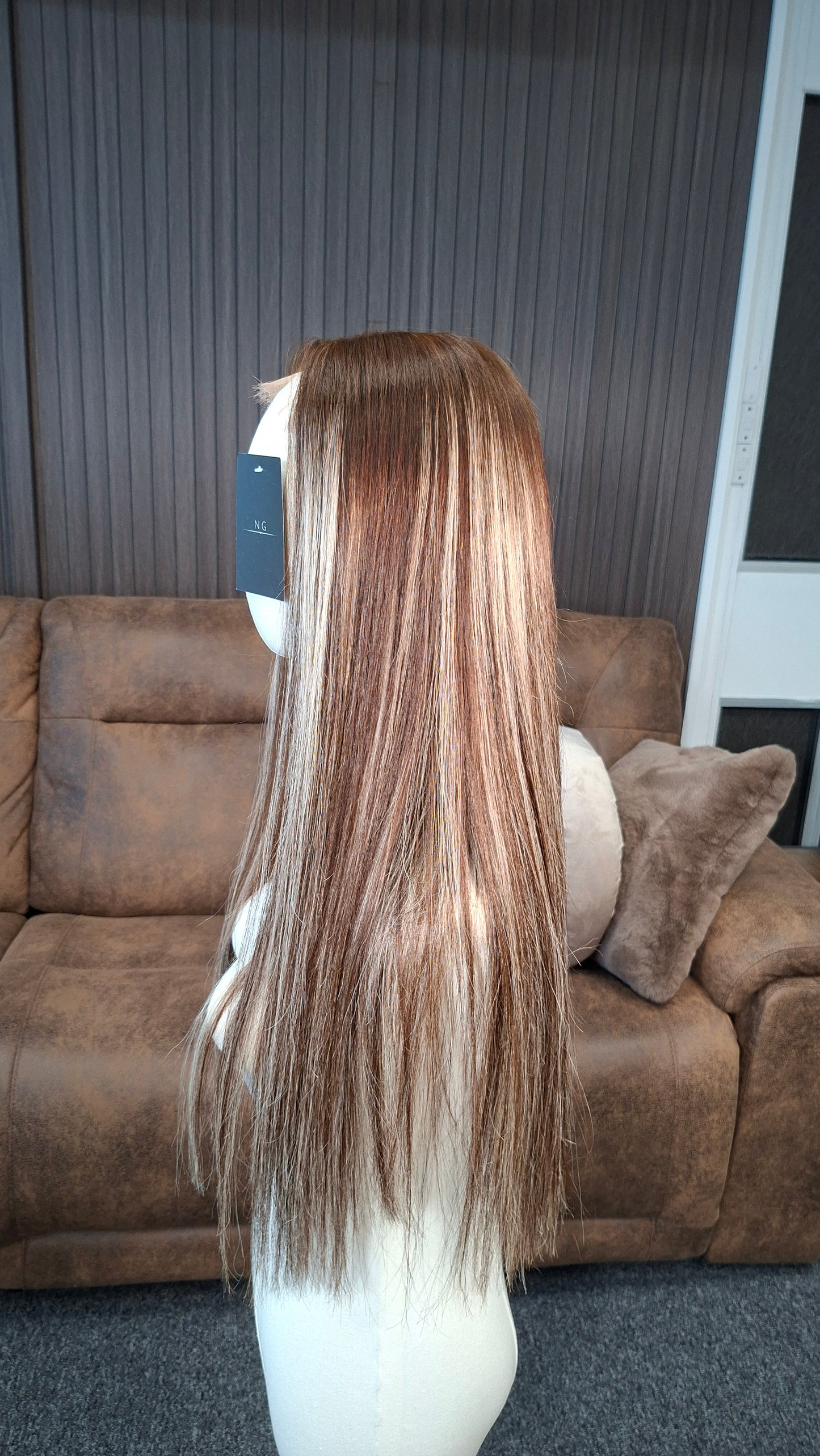 Sleek Aura Straight